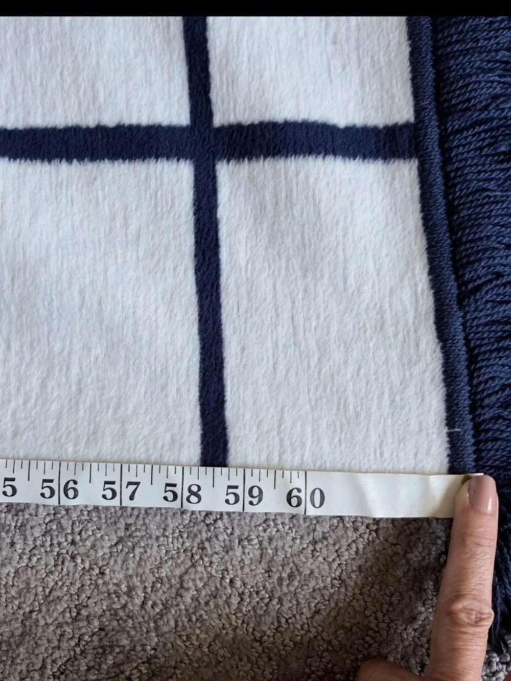 DOCOFIL Throw Blankets Navy White Window Pane Reversible Cotton 55x63